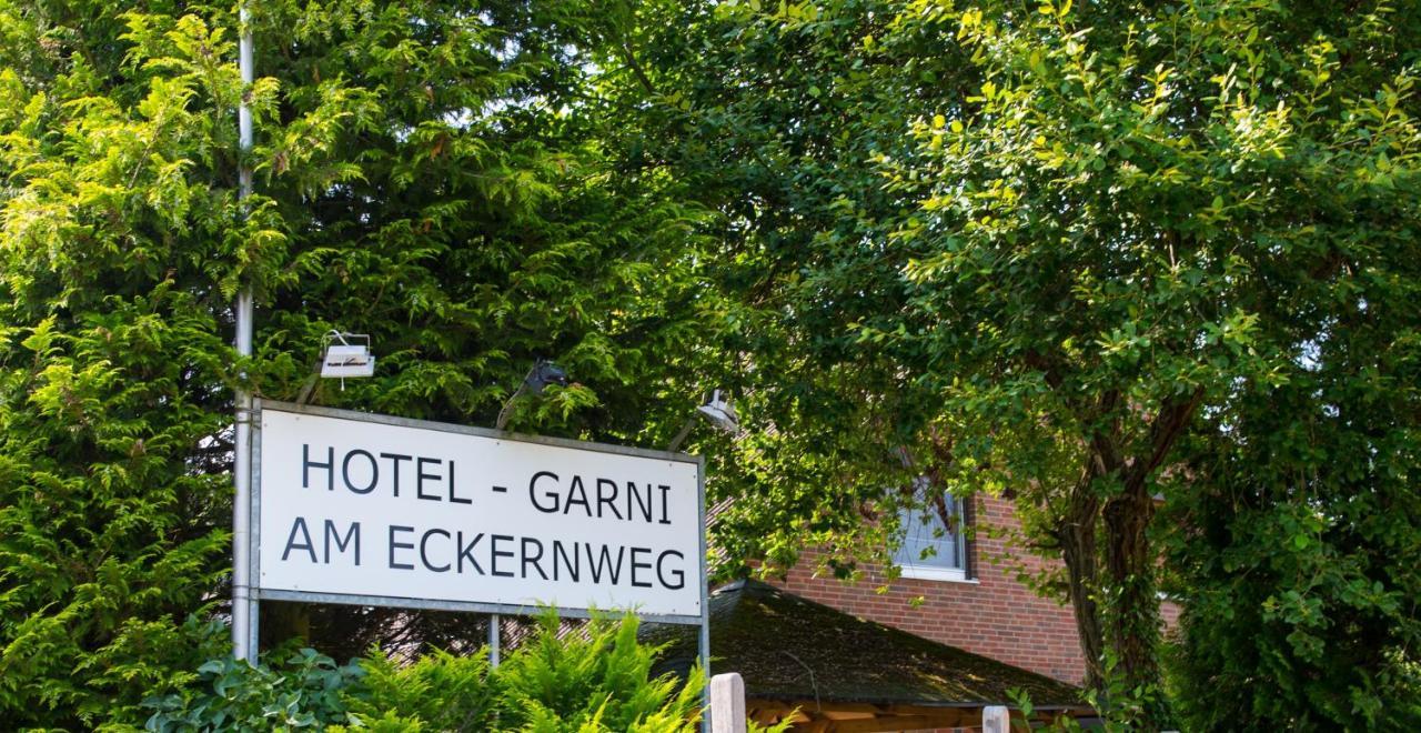 Hotel Garni Am Eckernweg Celle Buitenkant foto